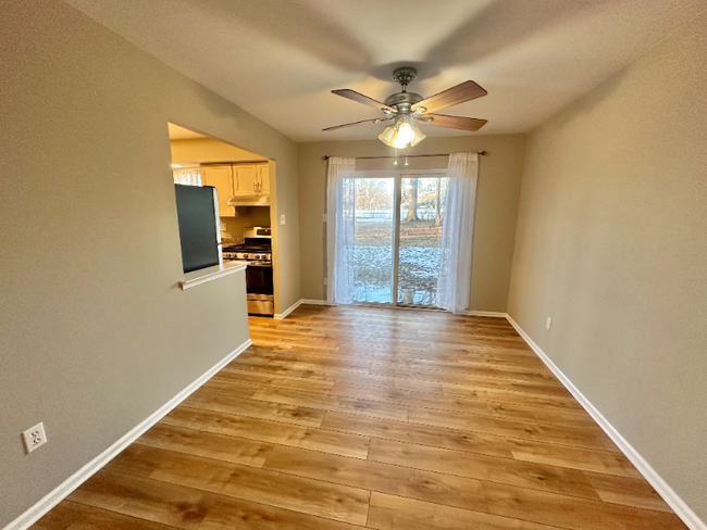 Building Photo - 4573 Winding Brook Dr