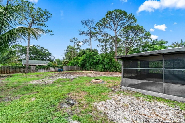 Building Photo - 5282 2nd Rd