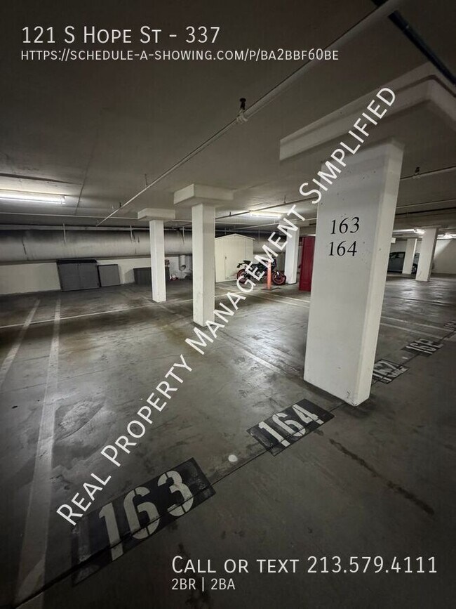 Building Photo - 121 S Hope St