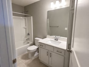 Building Photo - 19490 Butternut Ct