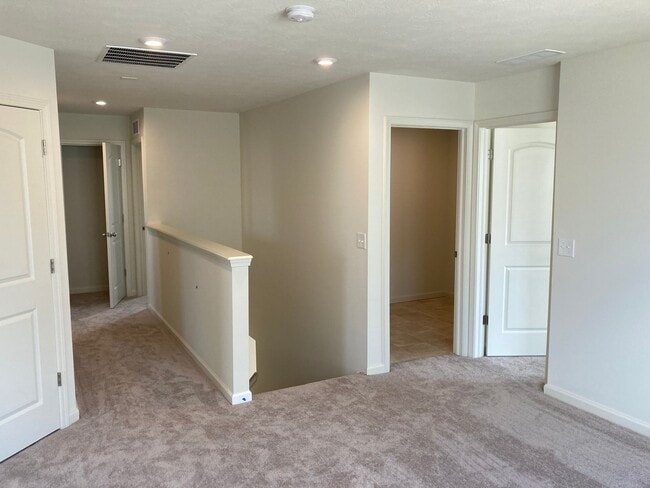 Building Photo - 13056 Hartswood Dr