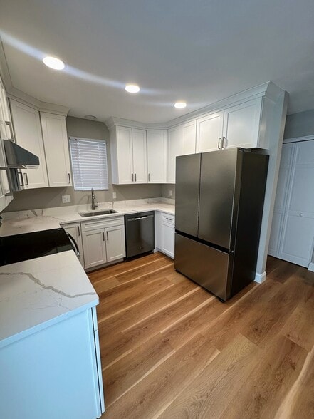 Brand new kitchen - 489 Boston Neck Rd