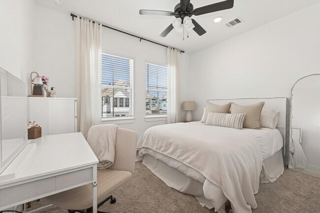 Building Photo - 21219 Fiery Skipper Dr