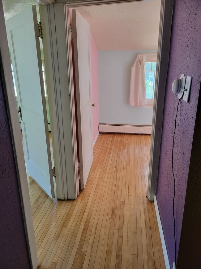 Building Photo - Single Family Home