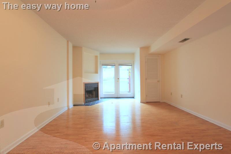 Building Photo - 345 Franklin St