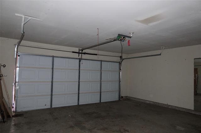 Building Photo - 2816 Kings Gate Dr