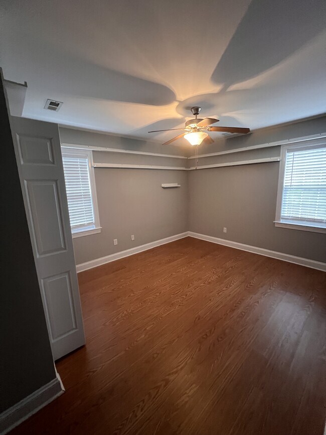 Building Photo - 1223 Hammocks Beach Rd