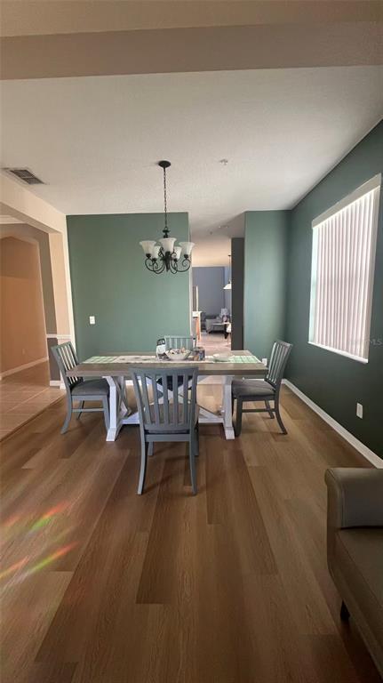 Building Photo - 9910 Moss Rose Way