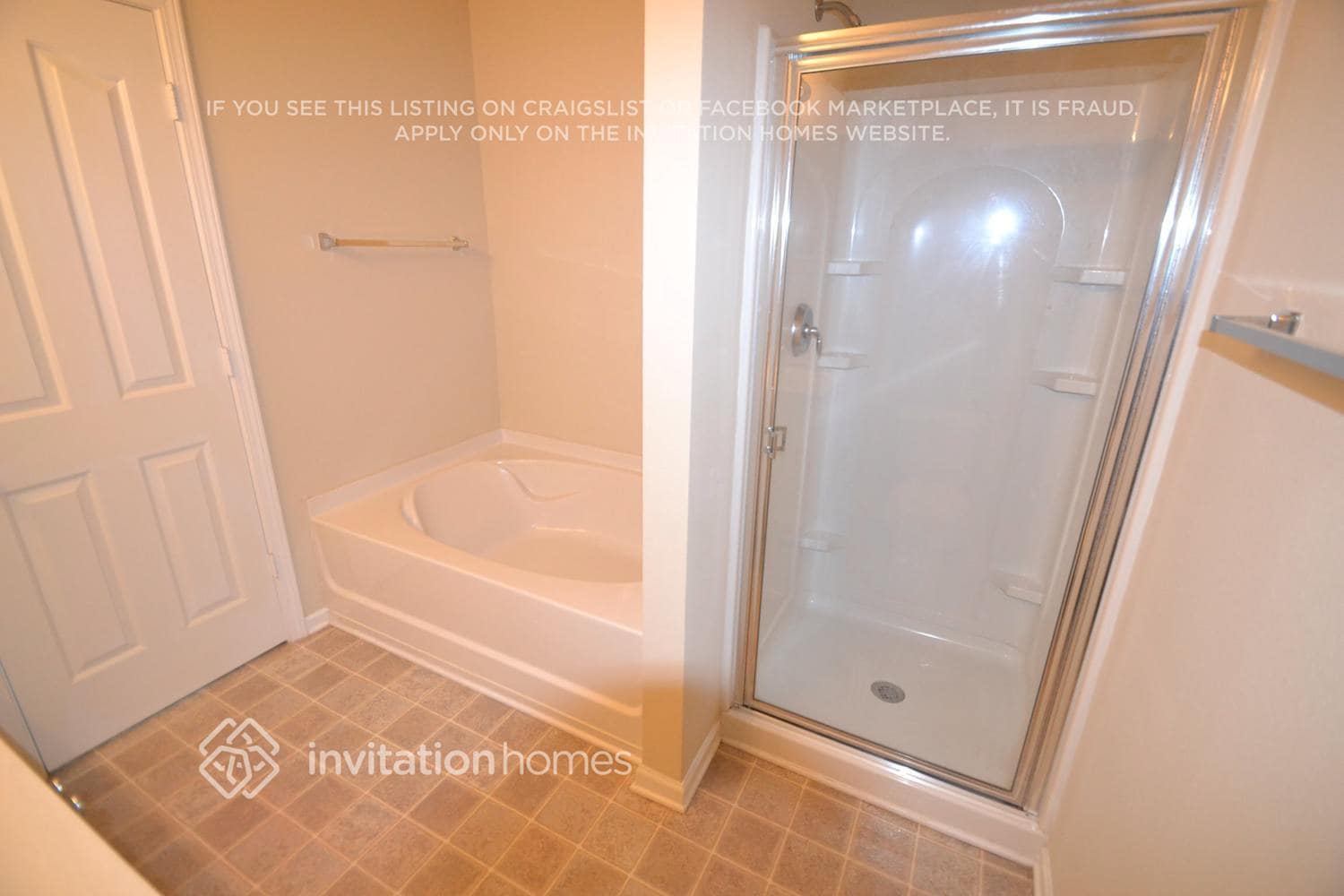 Building Photo - 3923 Damask Drive