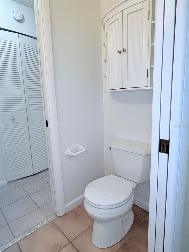 Building Photo - 8608 Lake Isle Dr