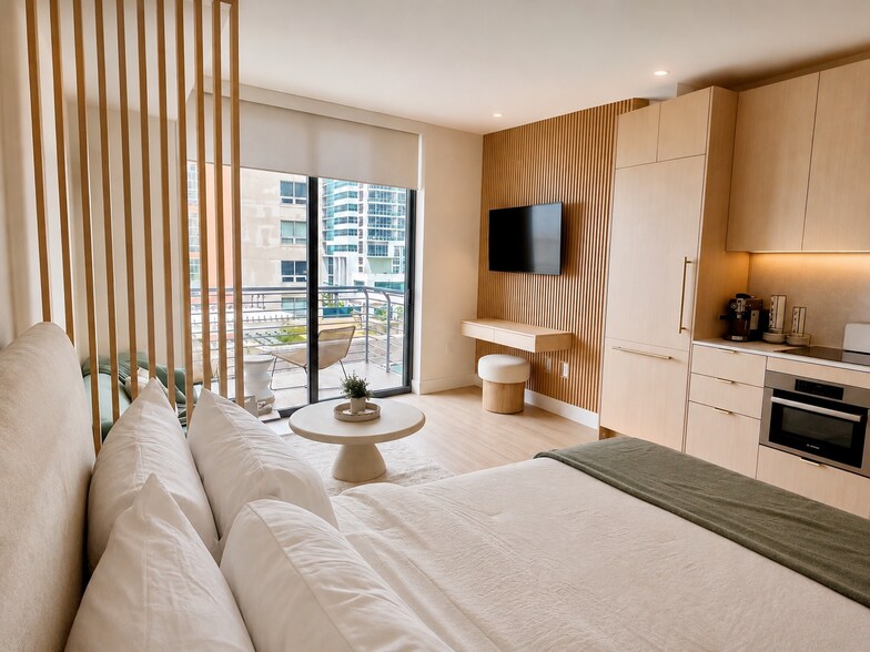Building Photo - 90 NE 32nd St