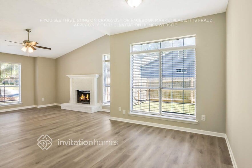 Building Photo - 6635 Emerald Pointe Cir