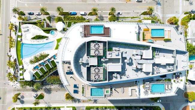 Building Photo - 701 N Fort Lauderdale Beach Blvd