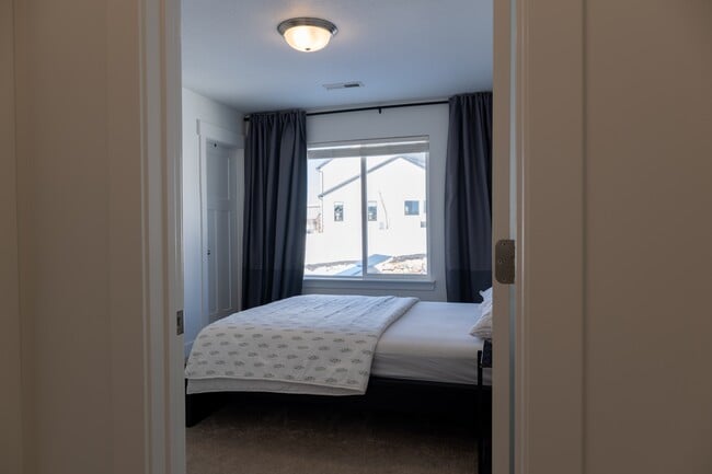 Building Photo - 14722 Canyon Wild Rd