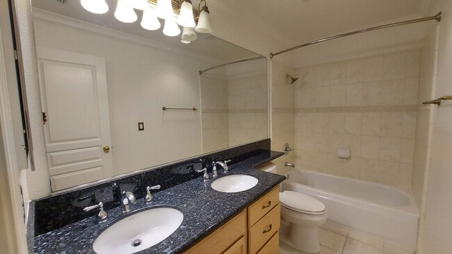 Building Photo - Excellent single story, 4 bedroom 3 bath home in Ashley Woods, a gated Granite Bay Neighborhood.