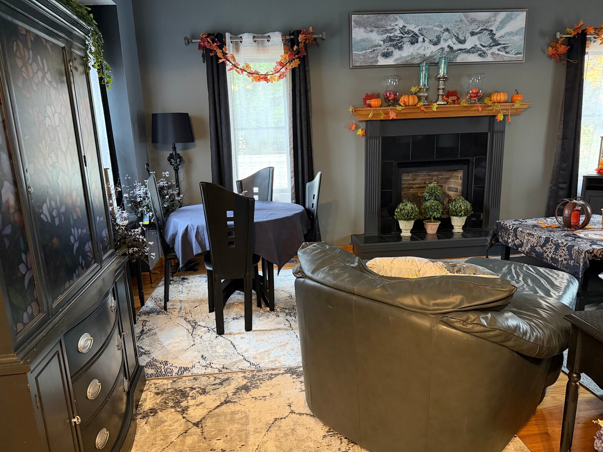 Living room front side of house- room length house. - 20 Magnolia Hl