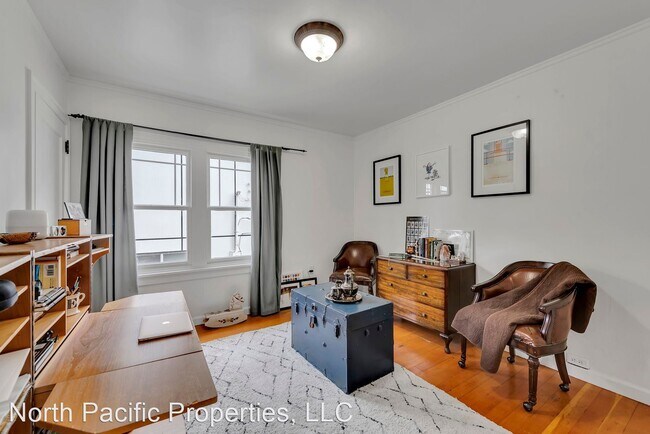 Building Photo - 3 br, 2 bath House - 928 N 90th Street