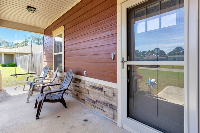 Building Photo - 2387 Belmont Dr