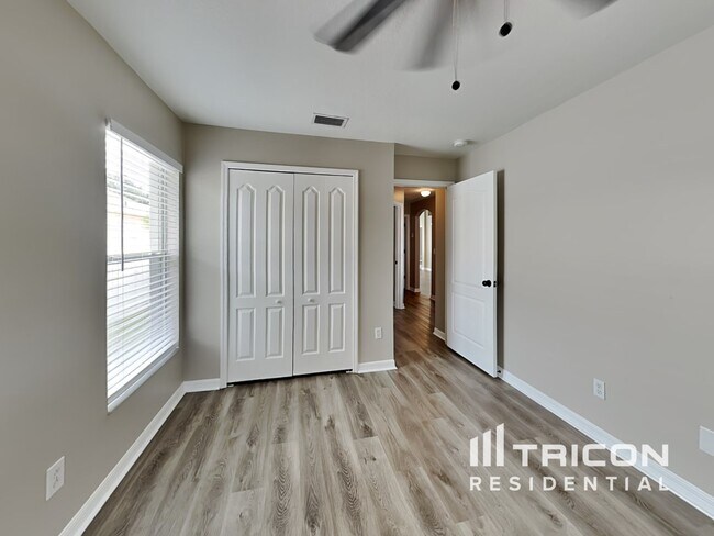 Building Photo - 12719 Standbridge Drive Riverview FL