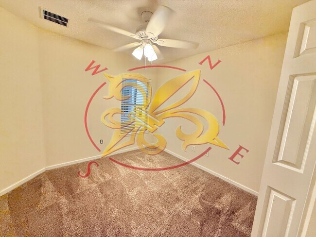 Building Photo - *MOVE-IN SPECIAL* Willow Ridge Upstairs 2/...
