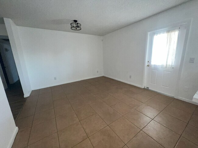 Building Photo - 6421 W Carol Ave