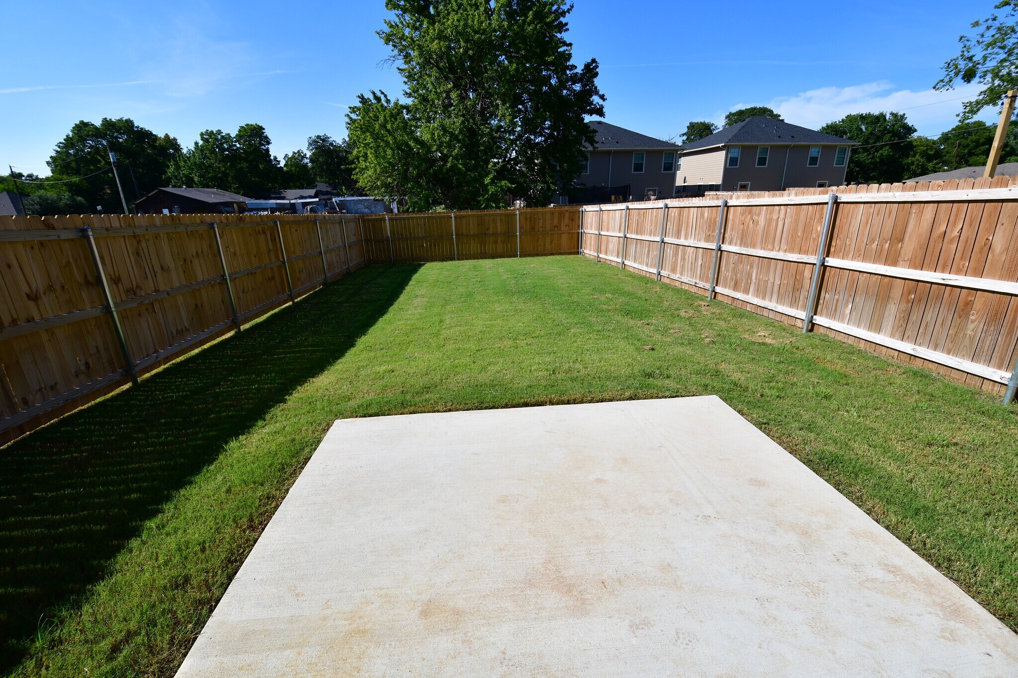 Building Photo - 237 W Forest Ave