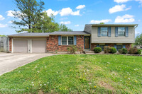 Building Photo - 6713 Fox Hound Rd