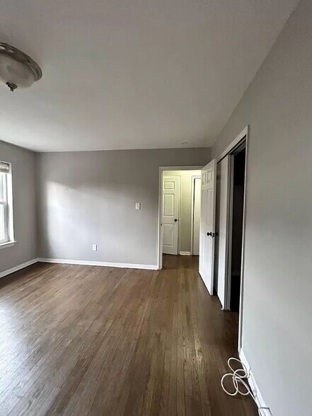 Building Photo - 19 Mountain View Pl