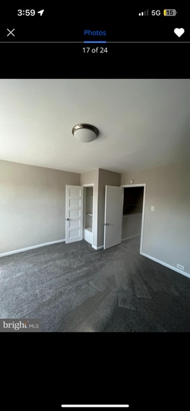 Building Photo - 7135 Greenwood Ave