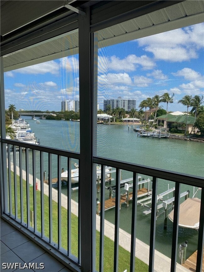 Building Photo - 10686 Gulf Shore Dr