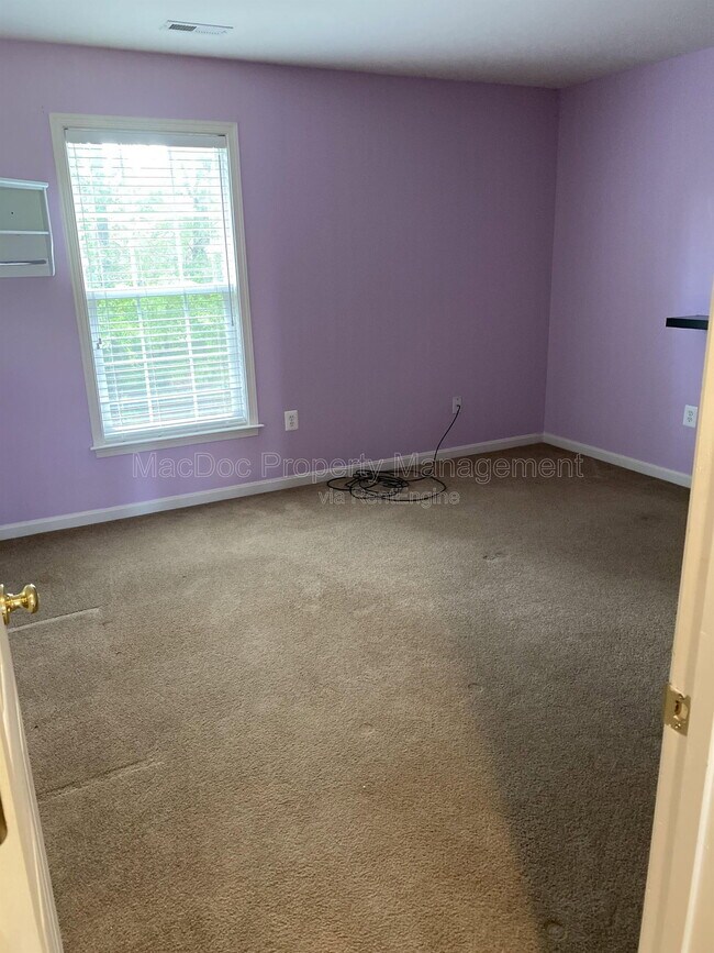 Building Photo - 121 Riggs Rd
