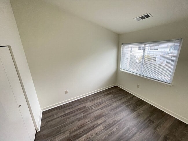 Building Photo - 2 Bedroom/1 Bath in Brookland