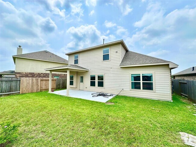 Building Photo - 23206 N Briarlilly Park Cir