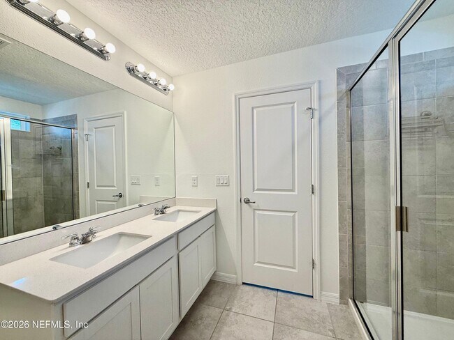 Building Photo - 5459 Bullseye Cir