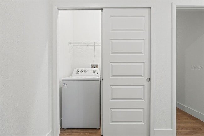 Building Photo - 8025 Gulfstream Ct