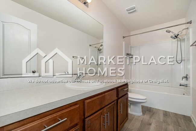 Building Photo - 373 Servia Dr