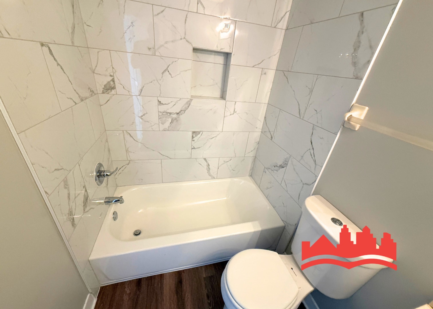 Building Photo - Charming and Updated 2-Bedroom Home for Rent!