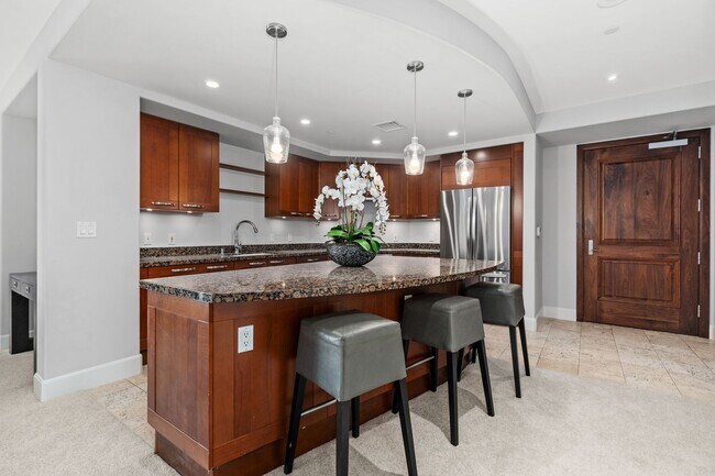 Building Photo - Spacious Irvine Financial District Condo with Full Service Amenities