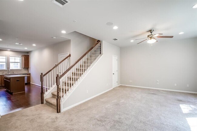 Building Photo - 7220 Wyoming Springs Dr