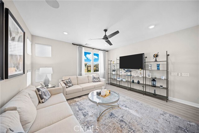 Building Photo - 539 Serrano Summit Dr