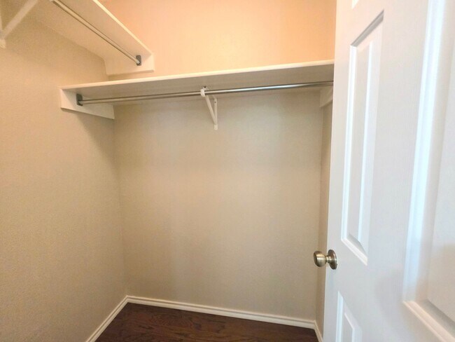 Building Photo - 1407 Blackbridge