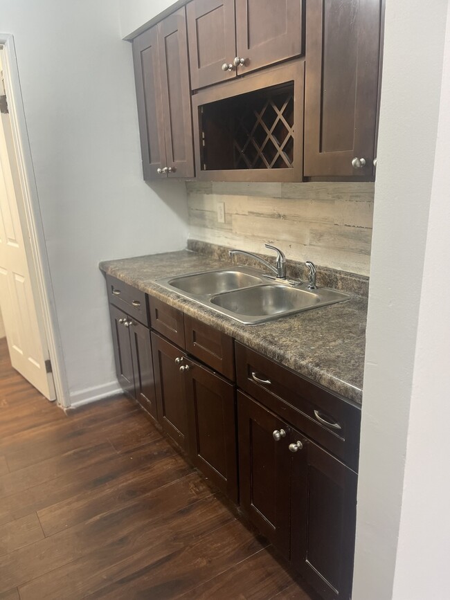 Building Photo - 10445 Austin Ave