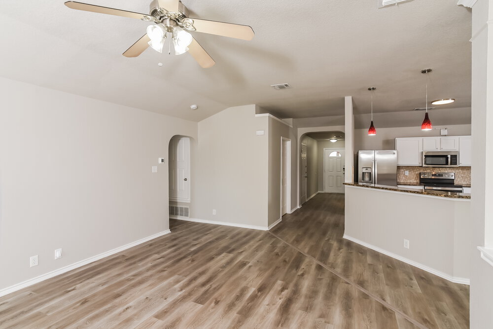 Building Photo - 2638 Montebello