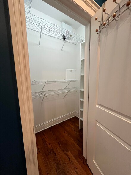 Lots of storage in Master Bed - 1644 W Cullerton St