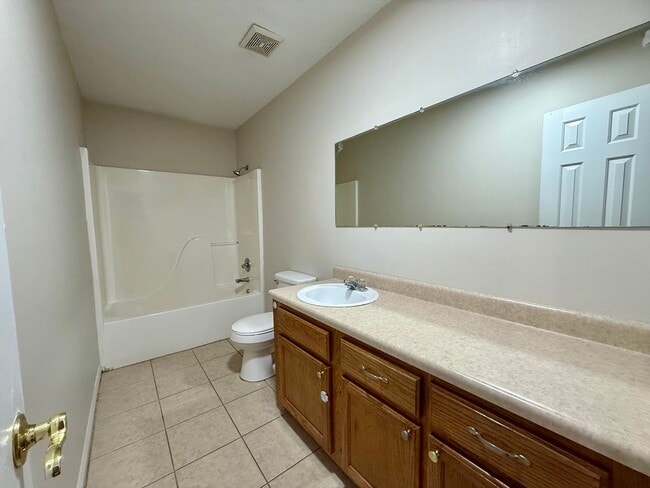 Building Photo - 3 Bedroom/2 Bathroom Home in Paragould AR - $1,225/month