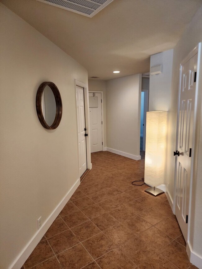 Building Photo - 4519 Woodspring Glen Ln