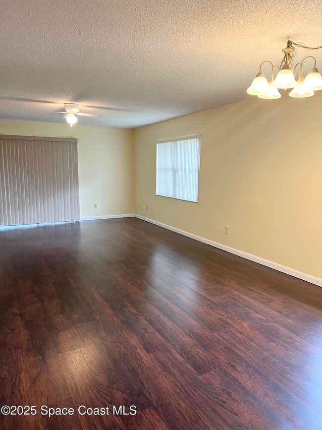 Building Photo - 200 St Lucie Ln