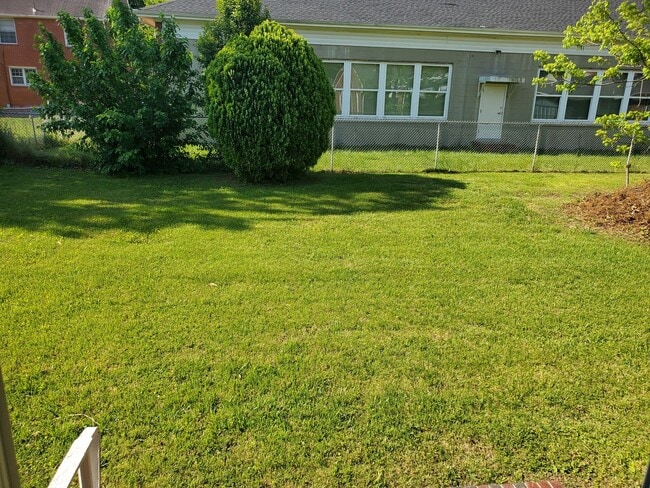 Building Photo - Haynes Tract