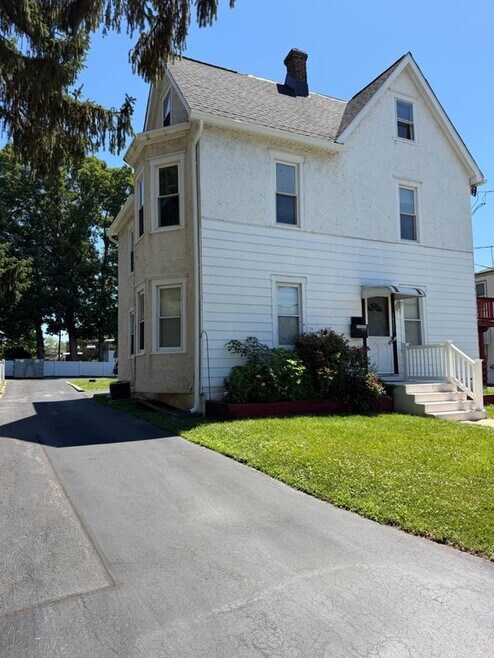 Building Photo - 1629 Lincoln Ave