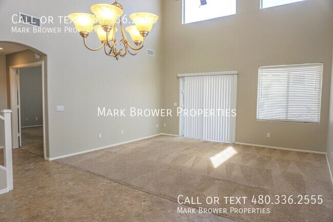 Building Photo - 2892 W Angel Way